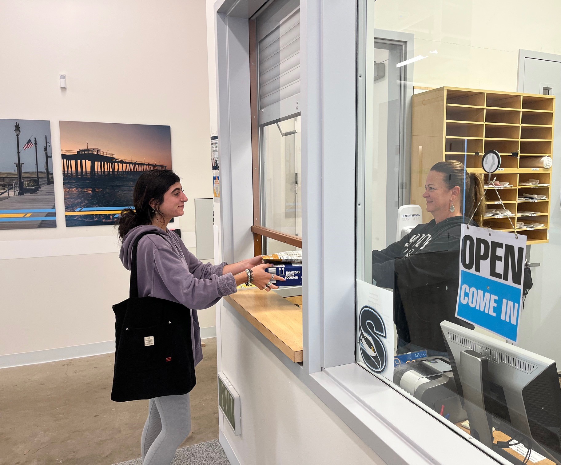 Mail Services AC Campus Auxiliary Services Stockton University