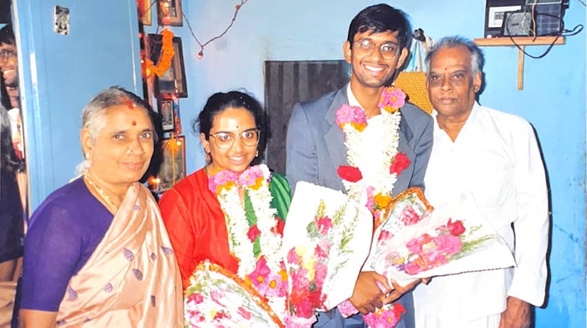 Renganathan with his wife, Anu, and his parents.