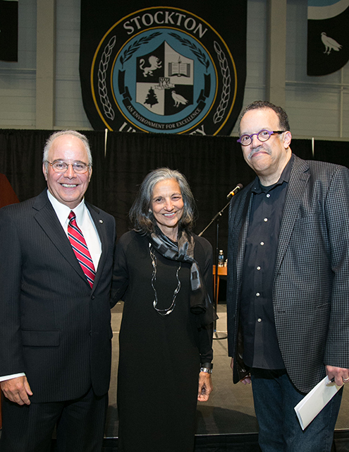 Wendel White, right, and I welcome Zoë Pappas