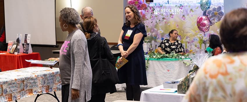 attendees at vendor fair 