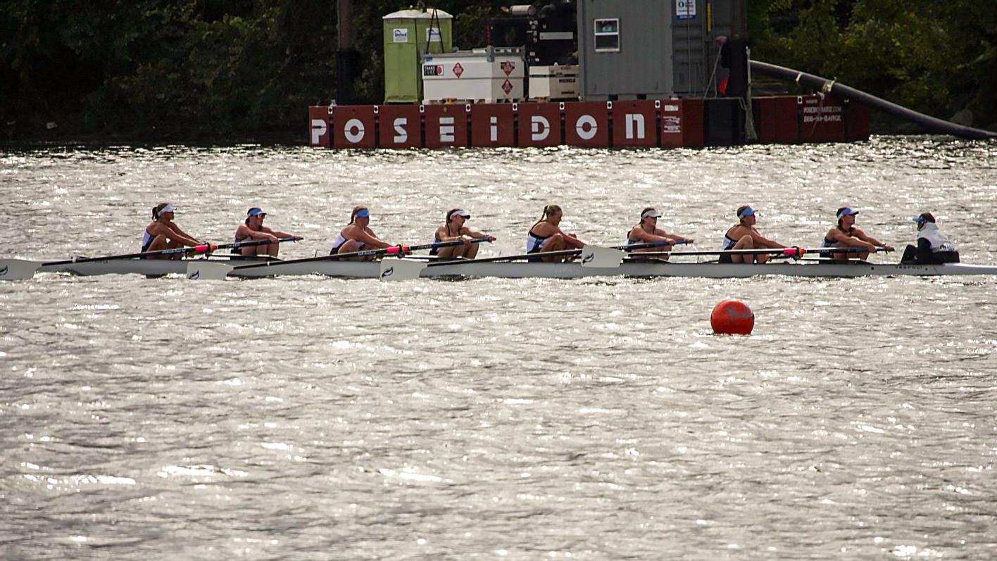 women’s rowing team