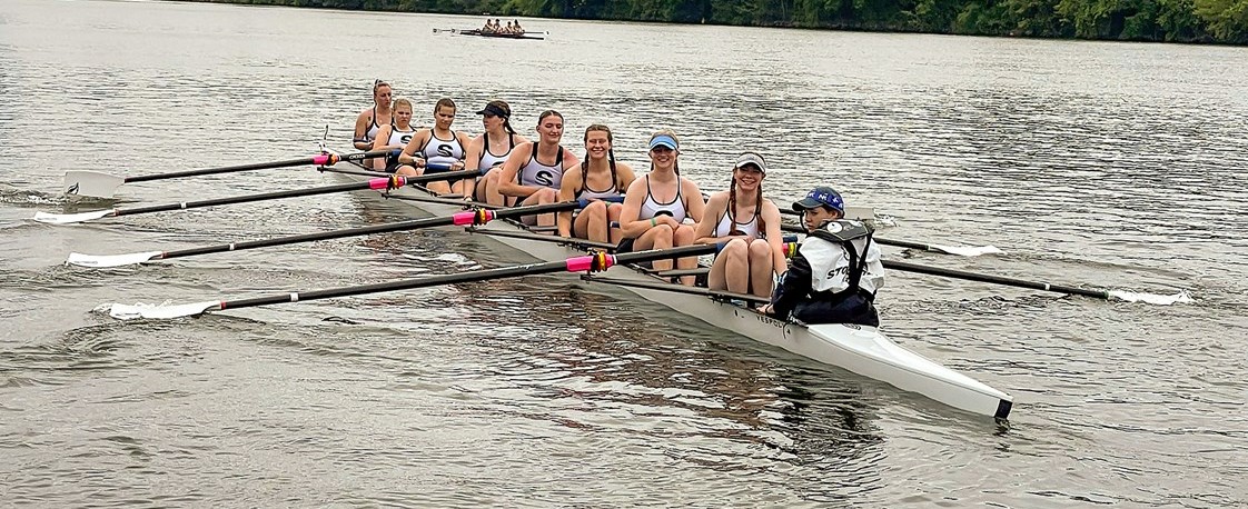 women's rowing team