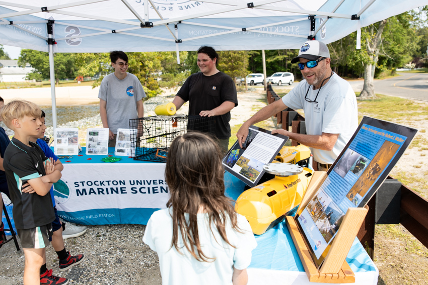 children at World Ocean Day