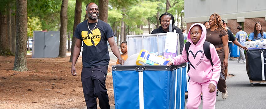 parents and students move in at Galloway campus.