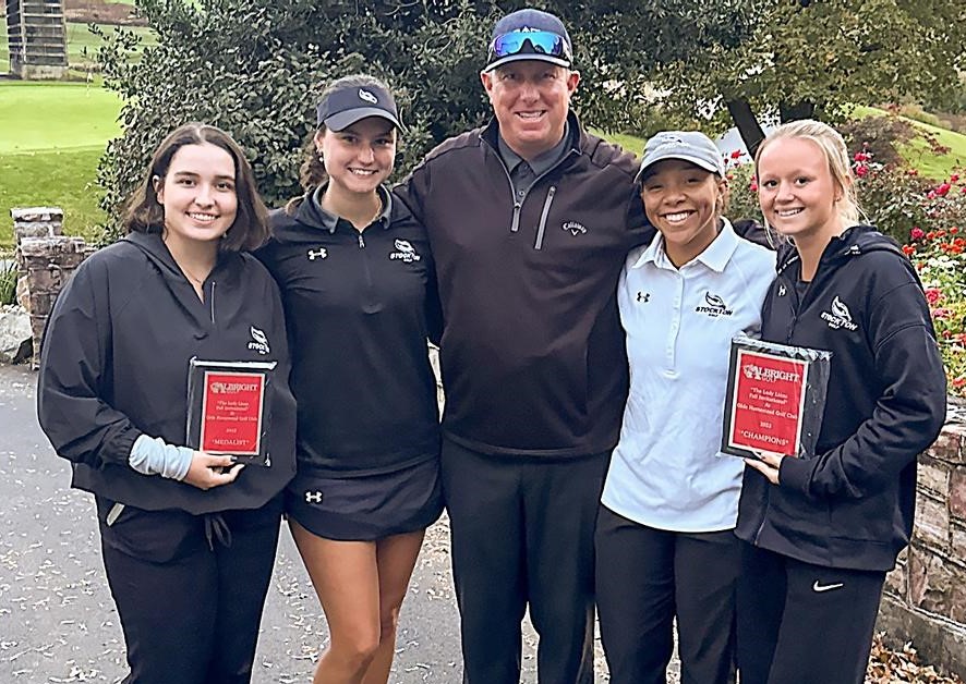 women's golf team members at Albright Lions Fall Invitational