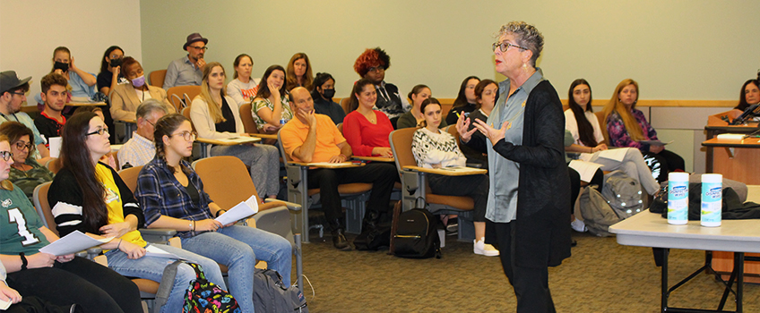 Sheryl Ochayon talks to workshop goers