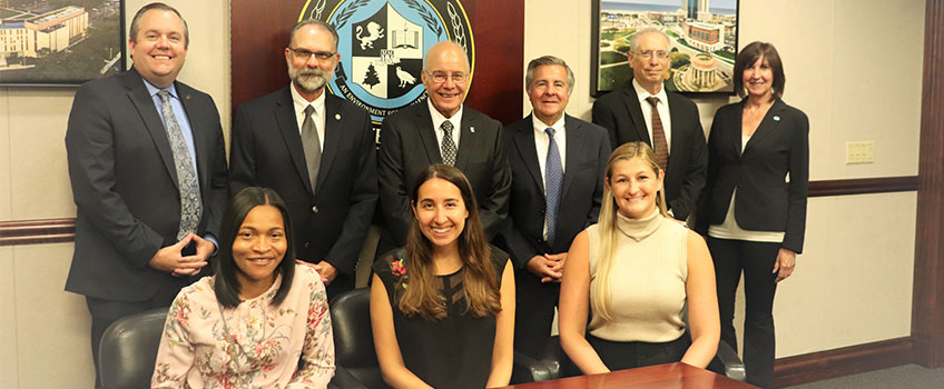 Ten Stockton Students Receive Hollander Scholarships
