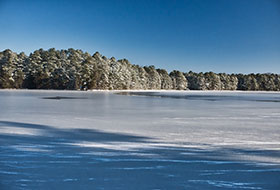 Snow on Lake Fred