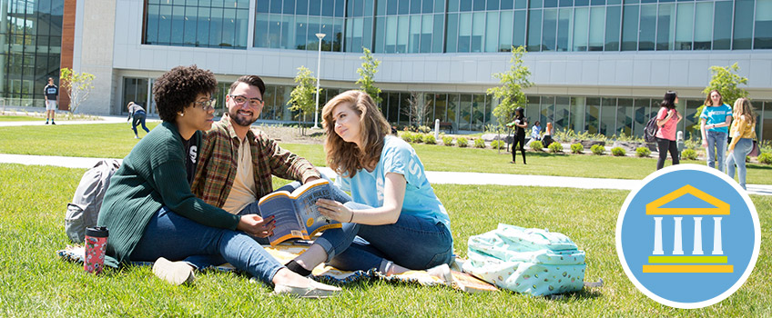 students in the Academic Quad