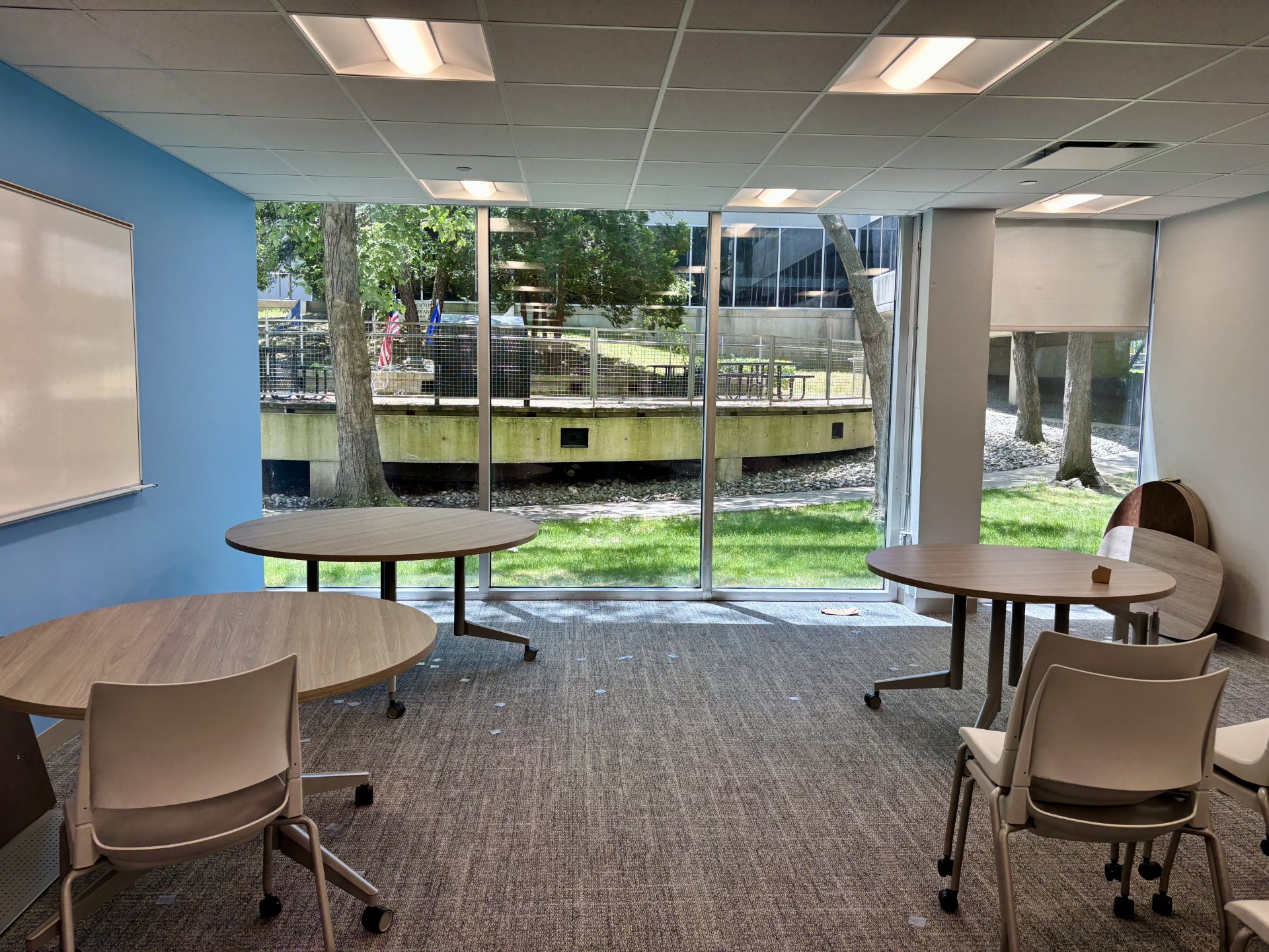 Image of New Tutoring Center in Library 2