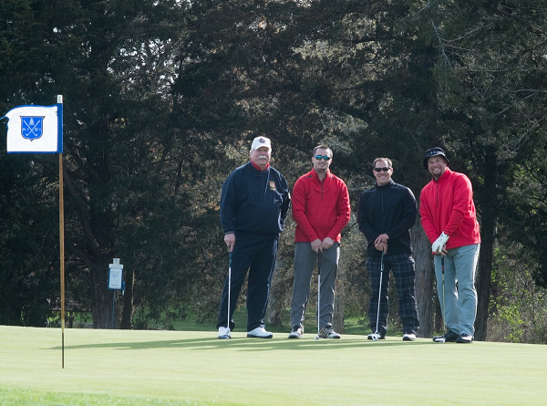 Group Golfing