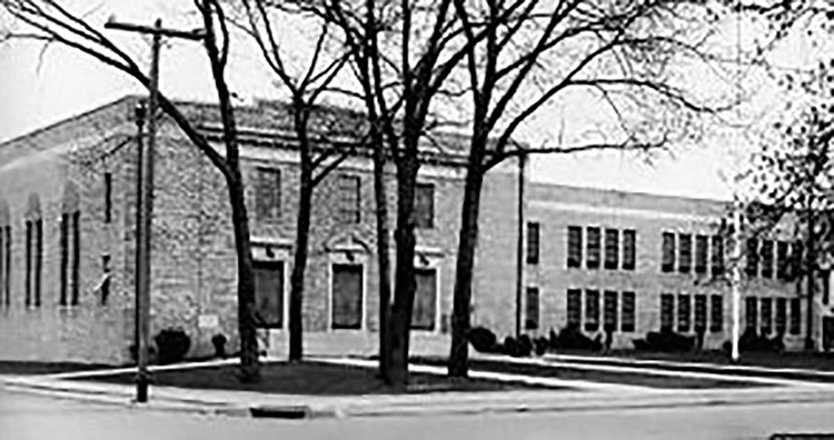 street view, black and white